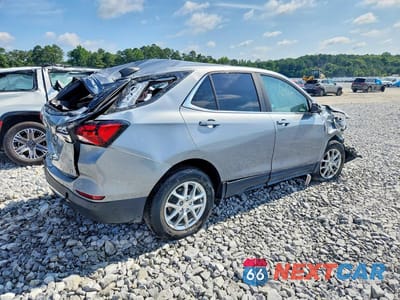 Trzecie zdjęcie samochodu z tyłu: 2024 CHEVROLET EQUINOX LT VIN:3GNAXKEG4RL158365 - miniatura