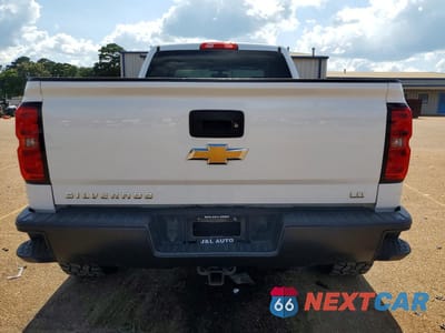 Zdjęcie 6 z 13 samochodu: 2019 CHEVROLET SILVERADO LD C1500 VIN:2GCRCNEC5K1186897 - miniatura