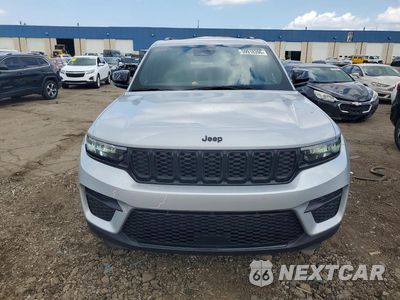 Piąte zdjęcie samochodu w środku: 2024 JEEP GRAND CHEROKEE LAREDO VIN:1C4RJHAG3RC161999 - miniatura