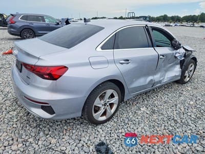 Trzecie zdjęcie samochodu z tyłu: 2023 AUDI A3 PREMIUM VIN:WAUGUDGY1PA141313 - miniatura