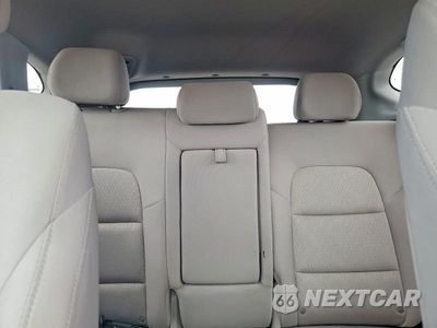 Zdjęcie 10 z 13 samochodu: 2018 HYUNDAI TUCSON SE VIN:KM8J23A45JU749531 - miniatura
