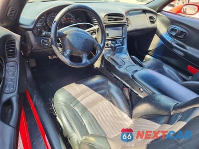 Zdjęcie 8 z 13 samochodu: 1999 CHEVROLET CORVETTE VIN:1G1YY22G8X5104212 - miniatura