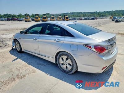 Drugie zdjęcie samochodu z przodu: 2011 HYUNDAI SONATA HYBRID VIN:KMHEC4A46BA004567 - miniatura