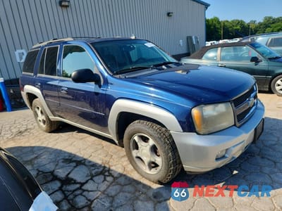 Czwarte zdjęcie samochodu z boku: 2008 CHEVROLET TRAILBLAZER LS VIN:1GNDT13S282185297 - miniatura