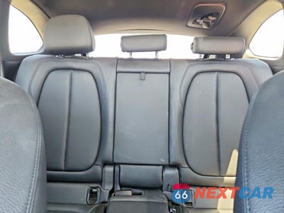 Zdjęcie 10 z 14 samochodu: 2018 BMW X1 XDRIVE28I VIN:WBXHT3C37J5K29932 - miniatura