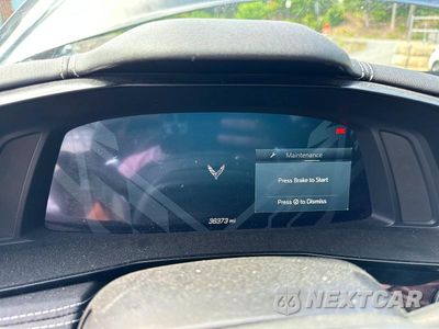 Zdjęcie 9 z 10 samochodu: 2023 CHEVROLET CORVETTE STINGRAY 1LT VIN:1G1YA2D40P5106799 - miniatura