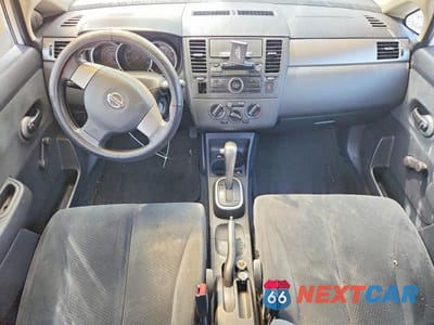 Zdjęcie 8 z 12 samochodu: 2010 NISSAN VERSA 1.8 S VIN:3N1BC1CP2AL448102 - miniatura