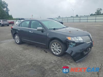 Czwarte zdjęcie samochodu z boku: 2012 LINCOLN MKZ VIN:3LNHL2JC8CR812824 - miniatura
