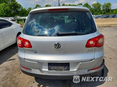 Zdjęcie 6 z 13 samochodu: 2011 VOLKSWAGEN TIGUAN S VIN:WVGBV7AXXBW522595 - miniatura