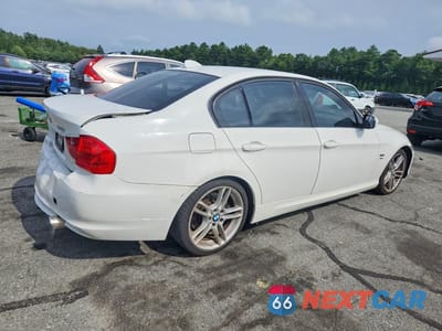 Trzecie zdjęcie samochodu z tyłu: 2011 BMW 335 XI VIN:WBAPL5C58BA917367 - miniatura