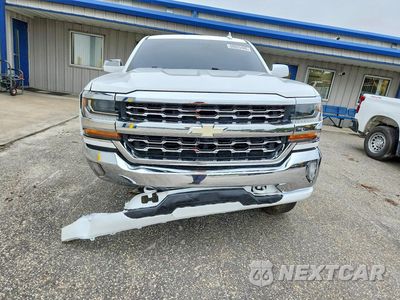 Piąte zdjęcie samochodu w środku: 2017 CHEVROLET SILVERADO C1500 LT VIN:3GCPCREC8HG490787 - miniatura