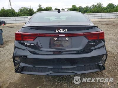 Zdjęcie 6 z 13 samochodu: 2022 KIA FORTE GT LINE VIN:3KPF54ADXNE454355 - miniatura
