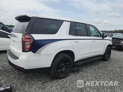 Trzecie zdjęcie samochodu z tyłu: 2023 CHEVROLET TAHOE C1500 VIN:1GNSCLEDXPR413540 - miniatura