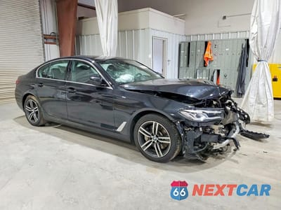 Czwarte zdjęcie samochodu z boku: 2021 BMW 530 XI VIN:WBA13BJ06MWX27634 - miniatura