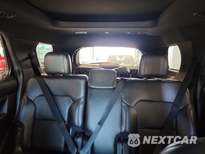 Zdjęcie 10 z 13 samochodu: 2018 FORD EXPLORER XLT VIN:1FM5K8D84JGB53466 - miniatura