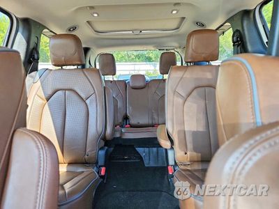 Zdjęcie 10 z 13 samochodu: 2019 CHRYSLER PACIFICA LIMITED VIN:2C4RC1GG7KR644045 - miniatura