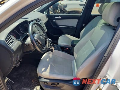 Zdjęcie 7 z 12 samochodu: 2021 VOLKSWAGEN TIGUAN SE VIN:3VV3B7AX6MM011049 - miniatura