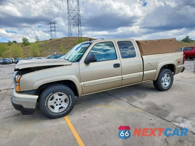 2006 CHEVROLET SILVERADO K1500 1GCEK19B06Z268741 - główne zdjęcie licytacji z USA - miniatura