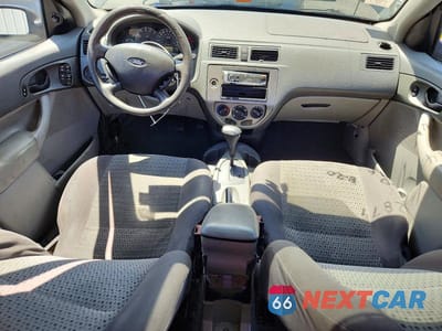 Zdjęcie 8 z 12 samochodu: 2005 FORD FOCUS ZX4 VIN:1FAFP34N65W271359 - miniatura