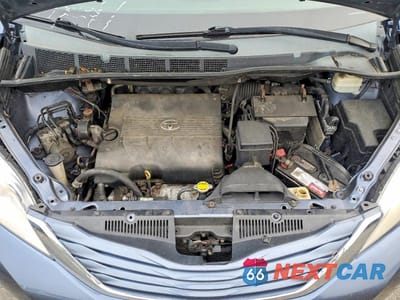 Zdjęcie 12 z 13 samochodu: 2015 TOYOTA SIENNA LE VIN:5TDJK3DC7FS101028 - miniatura