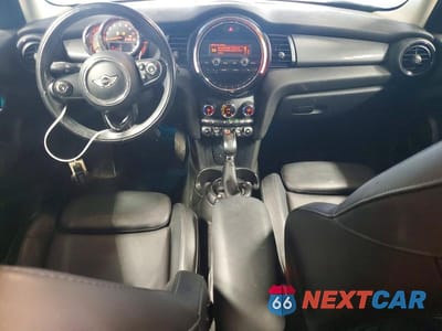 Zdjęcie 8 z 13 samochodu: 2016 MINI COOPER VIN:WMWXU1C54G2D13065 - miniatura