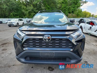 Piąte zdjęcie samochodu w środku: 2025 TOYOTA RAV4 HYBRID XLE VIN:2T3RWRFV0SW261074 - miniatura