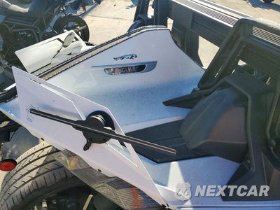 Zdjęcie 6 z 10 samochodu: 2019 POLARIS SLINGSHOT VIN:57XAASFA6K8130535 - miniatura