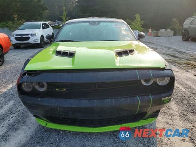 Piąte zdjęcie samochodu w środku: 2021 DODGE CHALLENGER SXT VIN:2C3CDZAG7MH572982 - miniatura