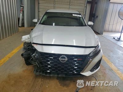 Piąte zdjęcie samochodu w środku: 2023 NISSAN ALTIMA S VIN:1N4BL4BV0PN426242 - miniatura