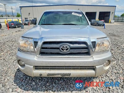 Piąte zdjęcie samochodu w środku: 2005 TOYOTA TACOMA ACCESS CAB VIN:5TEUU42N25Z059807 - miniatura