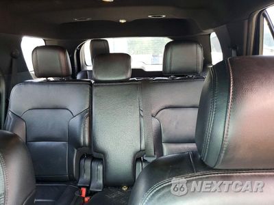 Zdjęcie 10 z 13 samochodu: 2016 FORD EXPLORER XLT VIN:1FM5K7D8XGGC69483 - miniatura