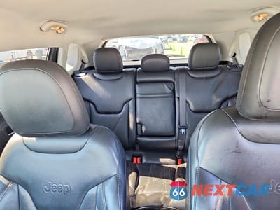 Zdjęcie 10 z 13 samochodu: 2019 JEEP COMPASS LIMITED VIN:3C4NJCCB4KT676099 - miniatura