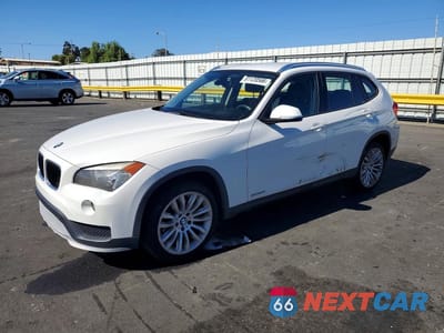 2015 BMW X1 SDRIVE28I WBAVM1C58FV314463 - główne zdjęcie licytacji z USA - miniatura