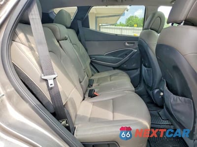 Zdjęcie 11 z 13 samochodu: 2015 HYUNDAI SANTA FE SPORT 2.0T VIN:5XYZWDLA0FG255462 - miniatura