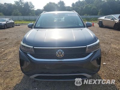 Piąte zdjęcie samochodu w środku: 2022 VOLKSWAGEN TAOS SE VIN:3VVRX7B20NM018210 - miniatura