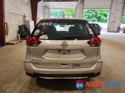 Zdjęcie 6 z 14 samochodu: 2018 NISSAN ROGUE S VIN:KNMAT2MV4JP553952 - miniatura