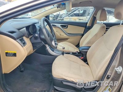 Zdjęcie 7 z 12 samochodu: 2013 HYUNDAI ELANTRA GLS VIN:5NPDH4AE2DH301471 - miniatura