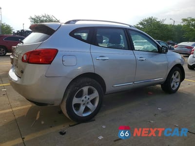 Trzecie zdjęcie samochodu z tyłu: 2014 NISSAN ROGUE VIN:JN8AS5MT9EW615509 - miniatura