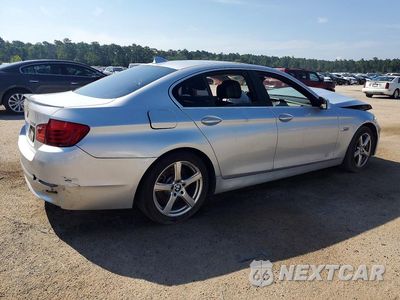 Trzecie zdjęcie samochodu z tyłu: 2013 BMW 528 I VIN:WBAXG5C52DDY33101 - miniatura