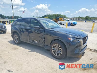 Czwarte zdjęcie samochodu z boku: 2024 MAZDA CX-90 PREFERRED PLUS VIN:JM3KKCHD9R1122513 - miniatura