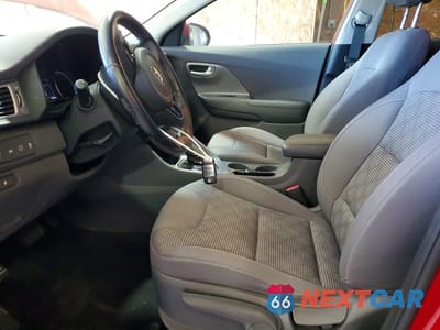 Zdjęcie 7 z 13 samochodu: 2019 KIA NIRO LX VIN:KNDCB3LC5K5315722 - miniatura