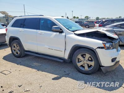 Czwarte zdjęcie samochodu z boku: 2013 JEEP GRAND CHEROKEE LAREDO VIN:1C4RJFAG6DC614929 - miniatura