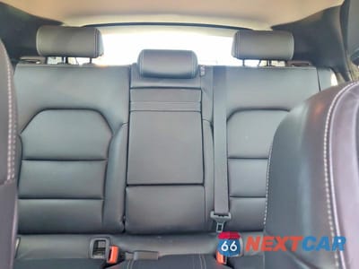Zdjęcie 10 z 13 samochodu: 2017 INFINITI QX30 PREMIUM VIN:SJKCH5CR0HA031250 - miniatura
