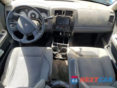 Zdjęcie 8 z 12 samochodu: 2006 DODGE DAKOTA QUAD VIN:1D7HW28K76S657190 - miniatura