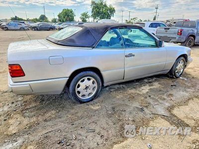 Trzecie zdjęcie samochodu z tyłu: 1995 MERCEDES-BENZ E 320 VIN:WDBEA66E7SC185995 - miniatura