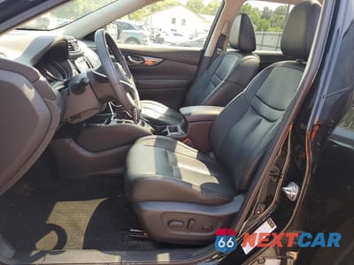 Zdjęcie 7 z 13 samochodu: 2019 NISSAN ROGUE SL VIN:5N1AT2MV3KC714456 - miniatura