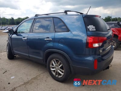 Drugie zdjęcie samochodu z przodu: 2014 KIA SORENTO LX VIN:5XYKT4A64EG510783 - miniatura