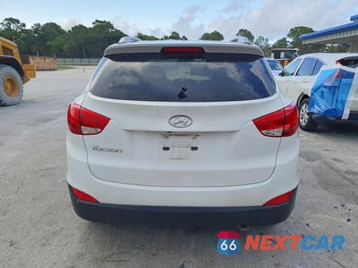 Zdjęcie 6 z 13 samochodu: 2015 HYUNDAI TUCSON SE VIN:KM8JU3AG1FU114172 - miniatura