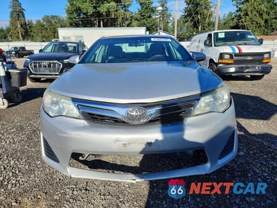 Piąte zdjęcie samochodu w środku: 2014 TOYOTA CAMRY LE VIN:4T4BF1FK9ER405944 - miniatura