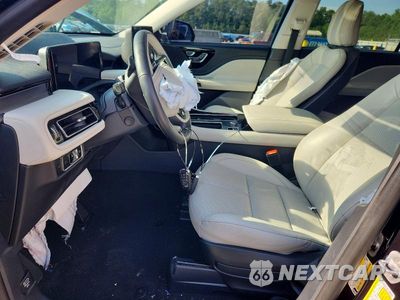 Zdjęcie 7 z 13 samochodu: 2025 LINCOLN AVIATOR VIN:5LM5J6WC2SGL15957 - miniatura